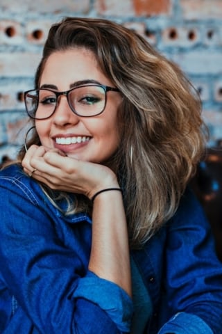 Blanqueamiento dental y sonrisa sana