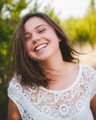 Beneficios de los alineadores transparentes Invisalign