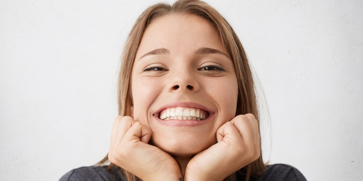 En Dentisalud ofrecemos blanqueamiento dental para una sonrisa radiante