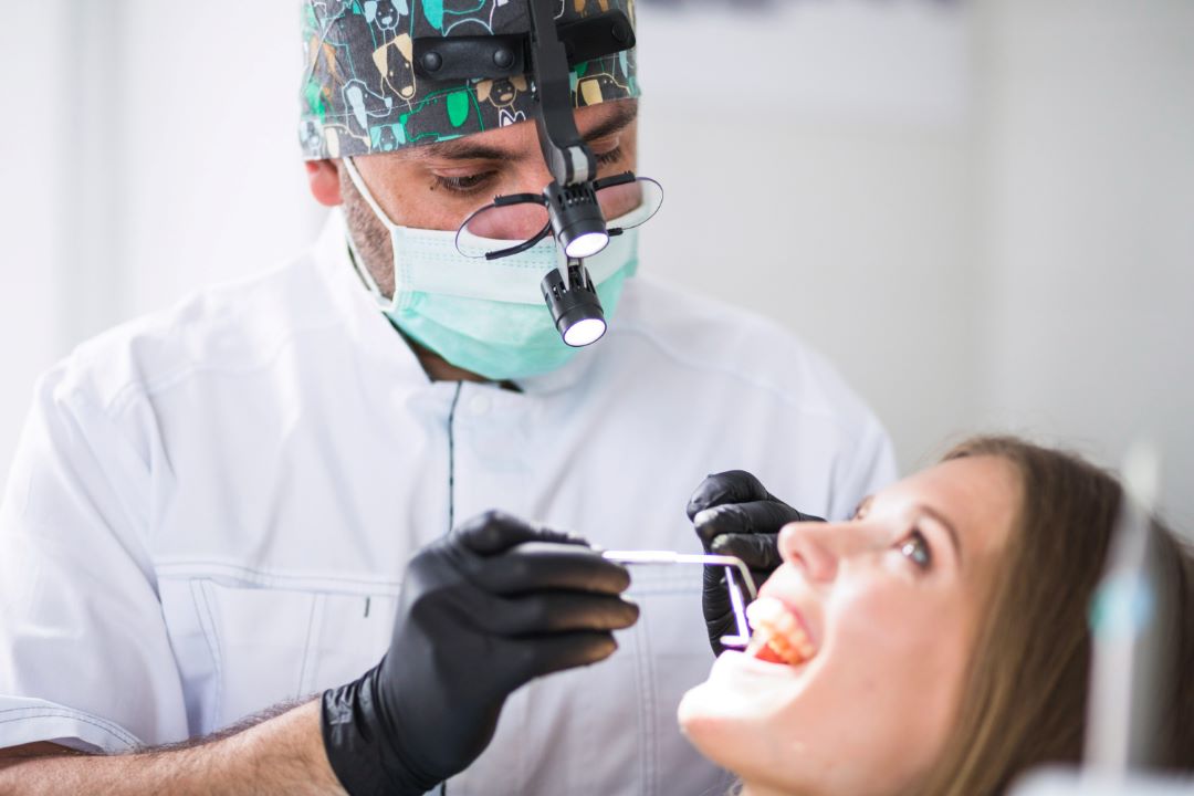cita-dentista-control-enfermedad-de-las-encias