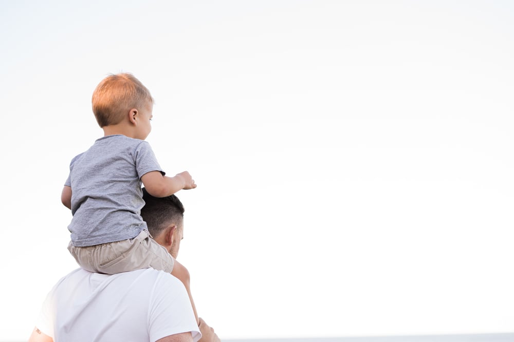  tu hijo feliz con el odontólogo