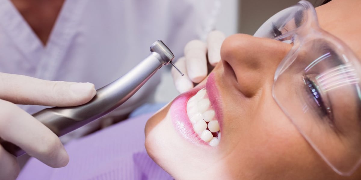 La relación de la profilaxis dental con la salud bucal
