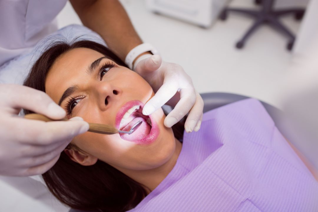 visita-control-especialista-estetica-dental