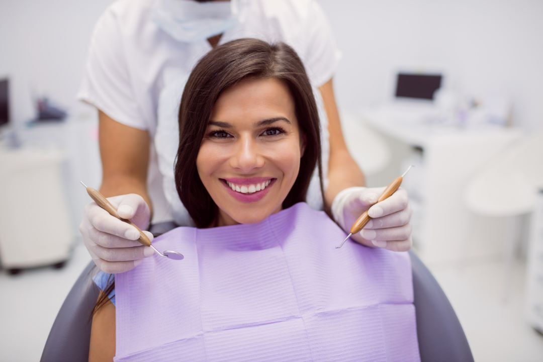 visitar-odontologo-despues-de-la-ortodoncia