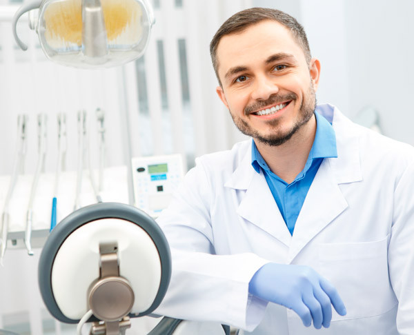 implantes-dentales-la-mejor-opción-con-dentisalud