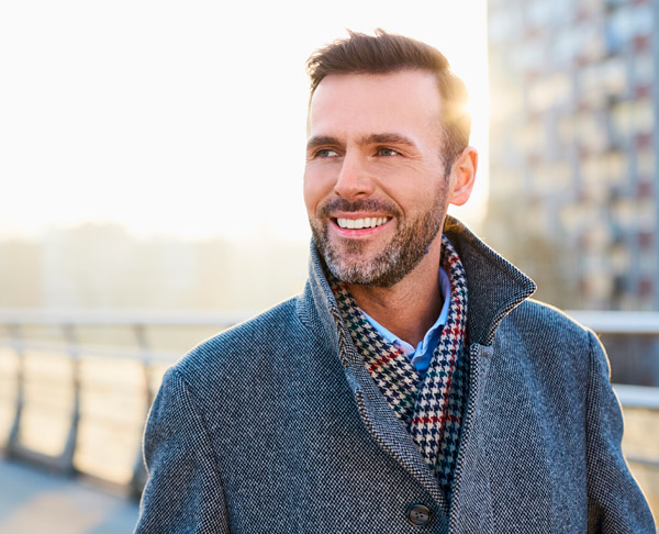 por-que-necesitas-un-implante-dental-dentisalud
