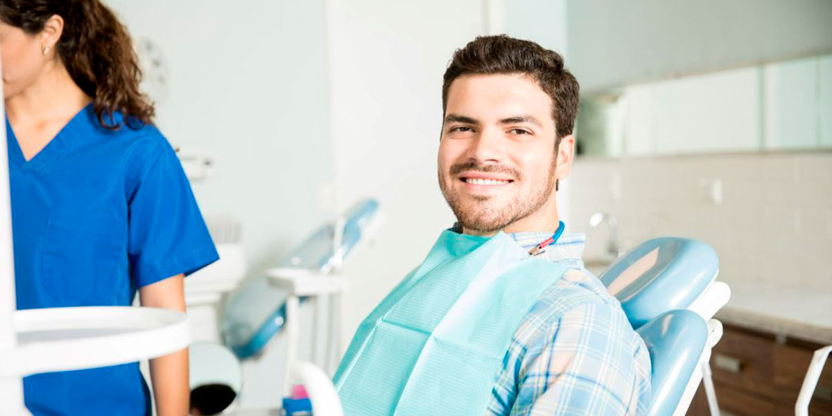 Periodoncia: Encías sanas para lucir una sonrisa hermosa