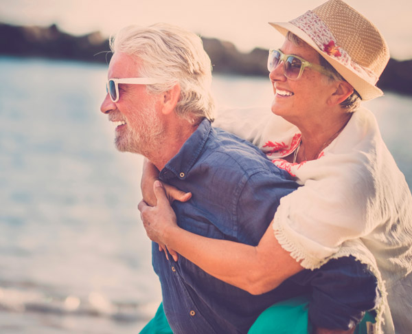 Importancia-de-los-Implantes-Dentales-Dentisalud