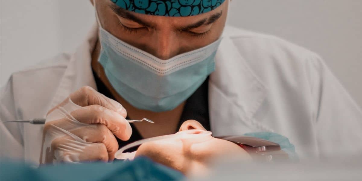 Placa Dental: Conoce las Consecuencias de no Tratarla