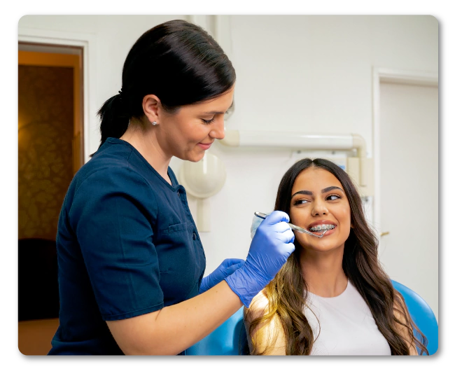 En Dentisalud manejamos procedimientos profesionales para poner brackets.